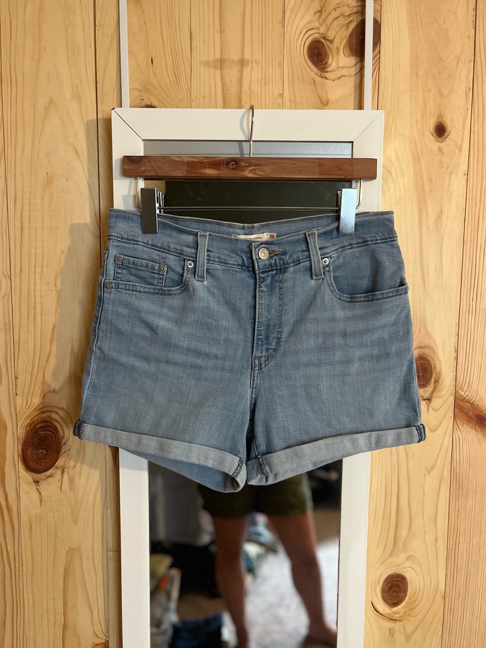Levi’s Mid Length Denim Shorts Light Wash